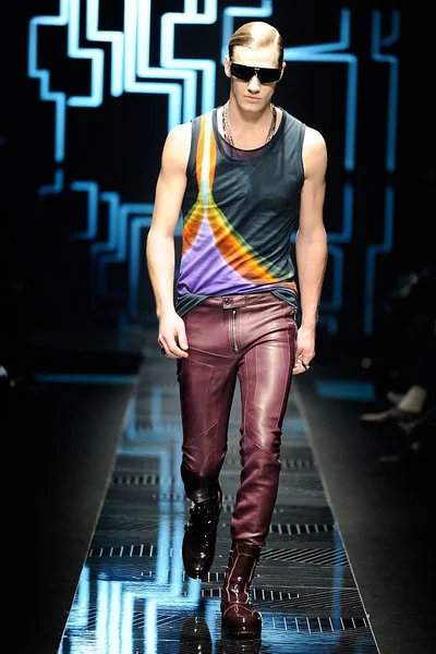 Look 34